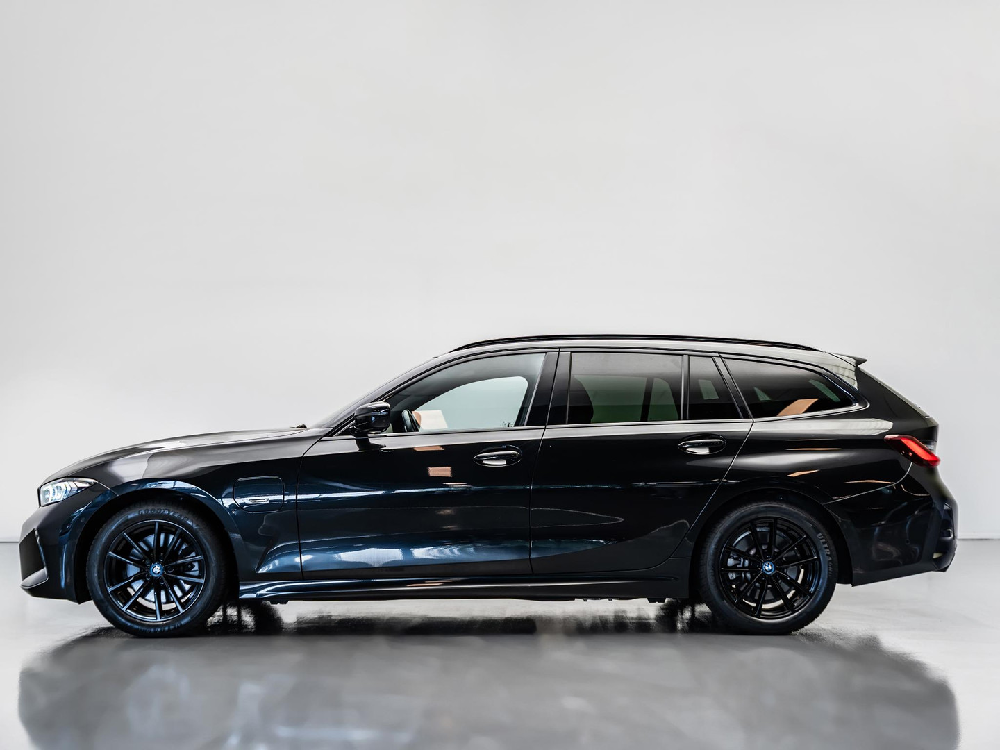 BMW BMW