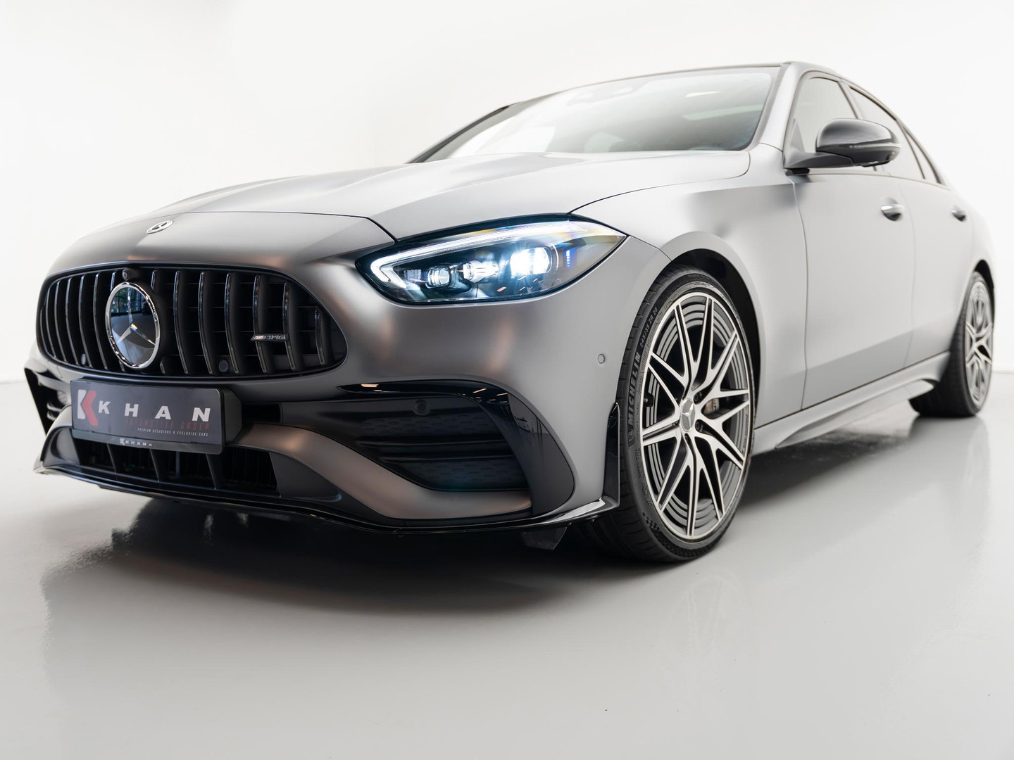 Mercedes-Benz Mercedes-Benz