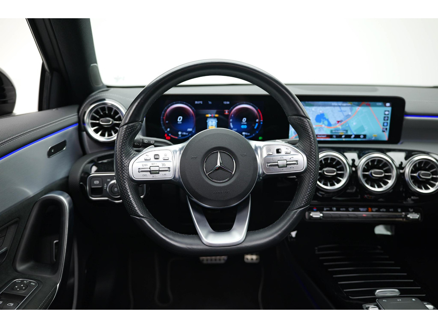 Mercedes-Benz Mercedes-Benz