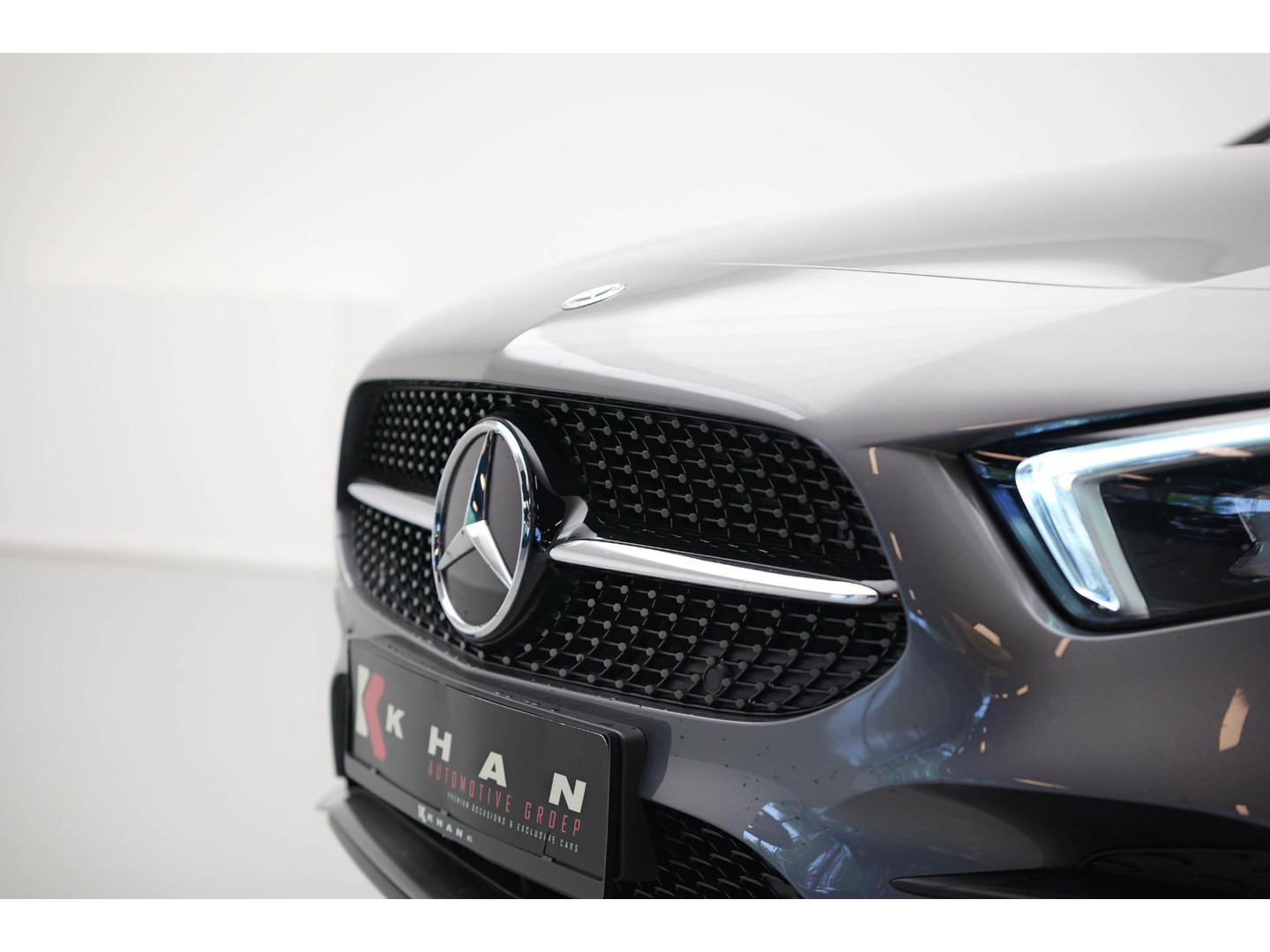 Mercedes-Benz Mercedes-Benz