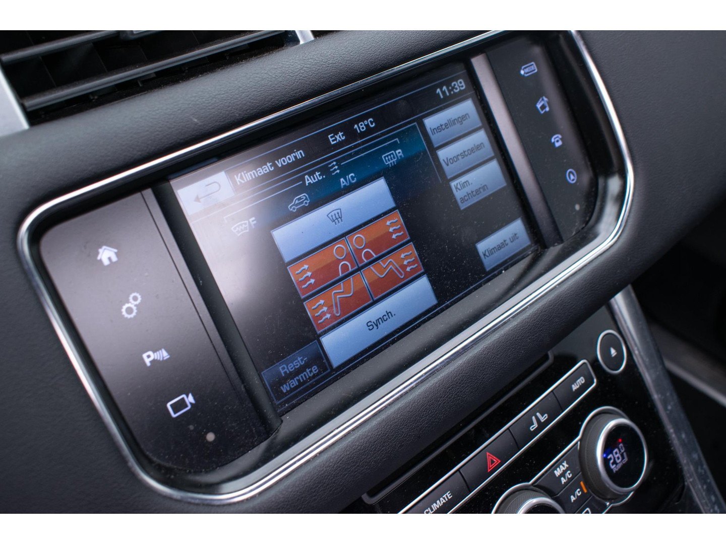 Land Rover Land Rover