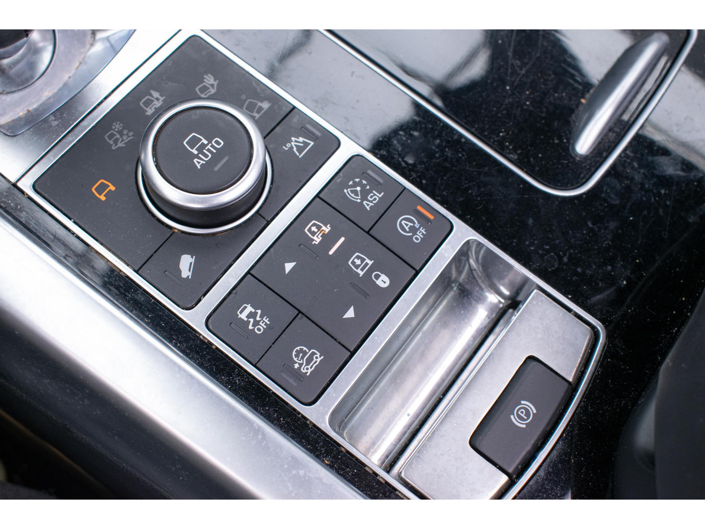 Land Rover Land Rover