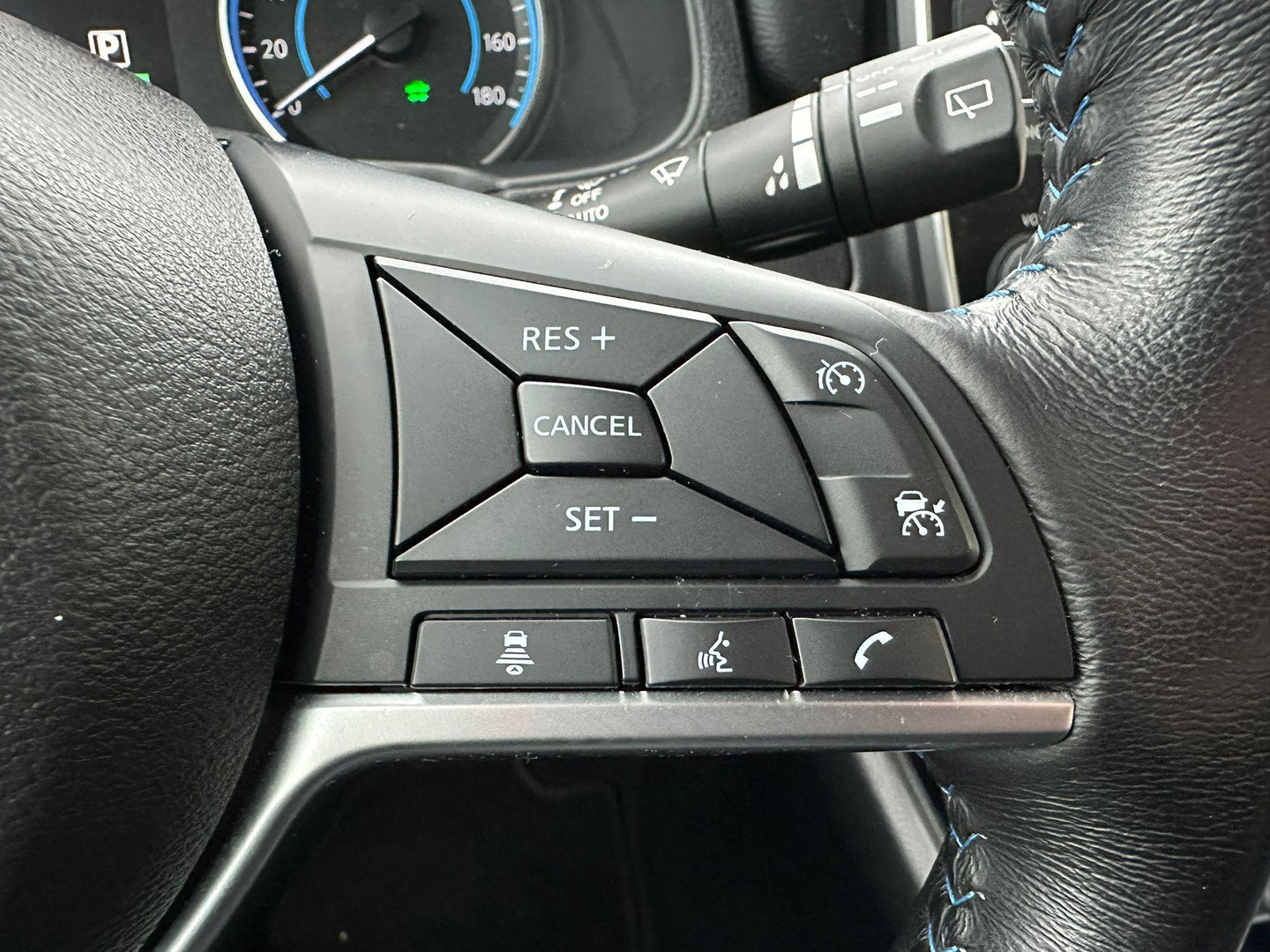 Nissan Nissan