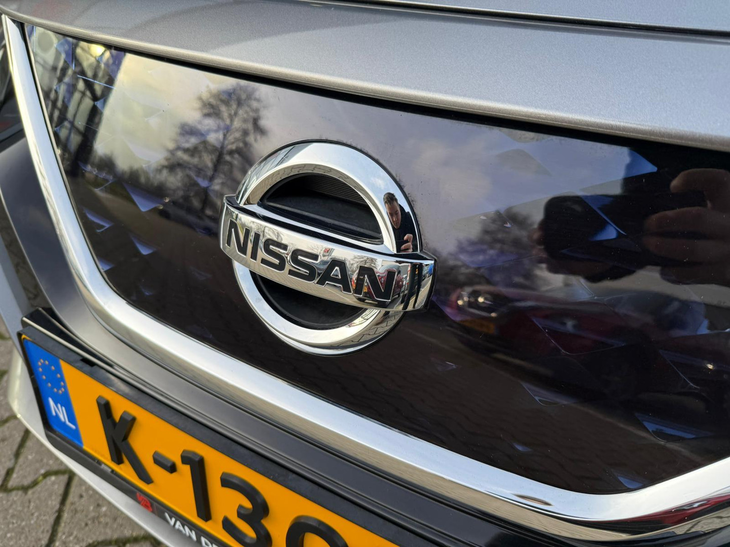 Nissan Nissan