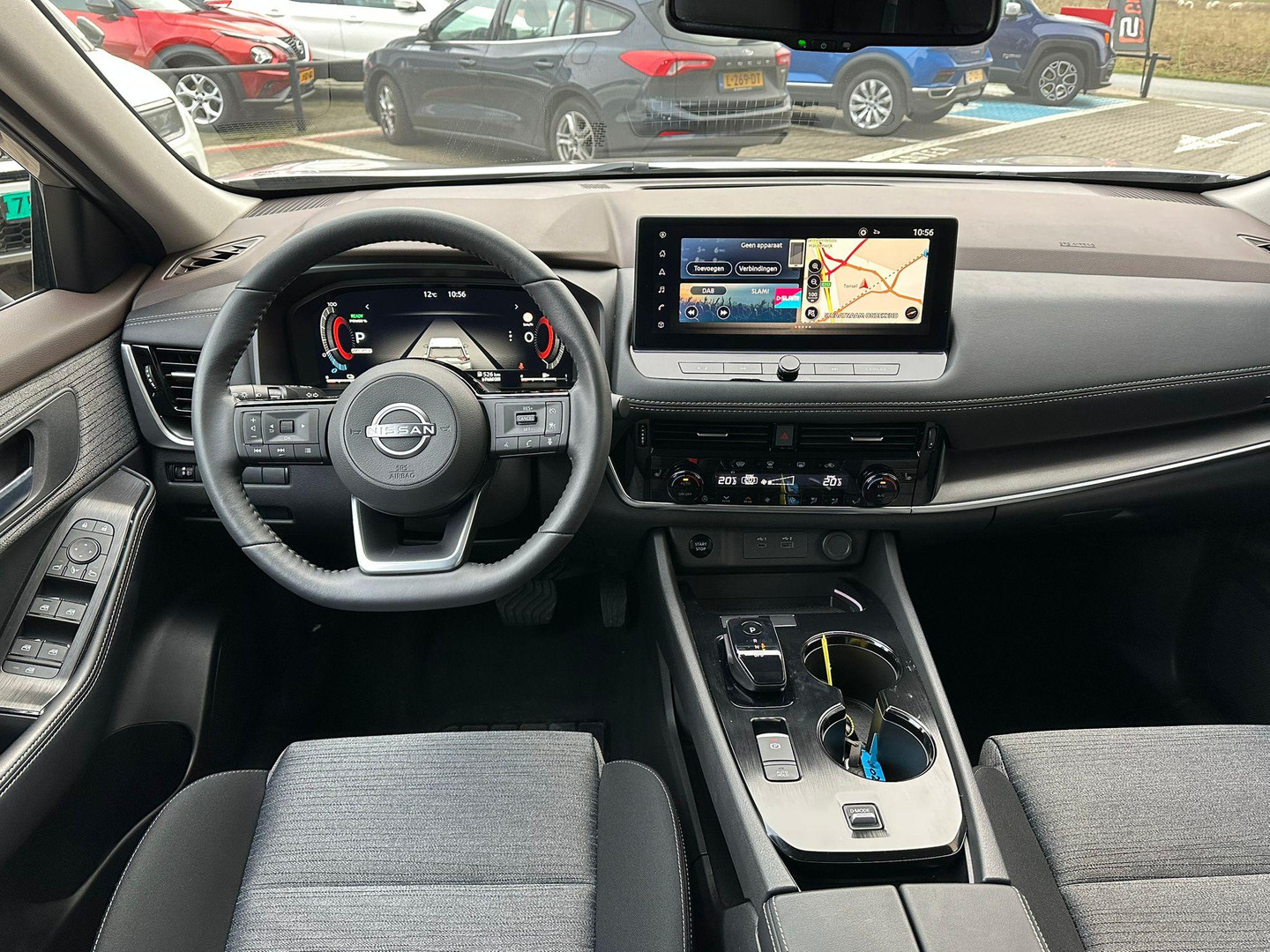 Nissan Nissan