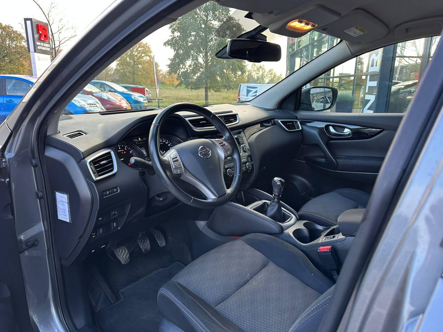 Nissan Nissan