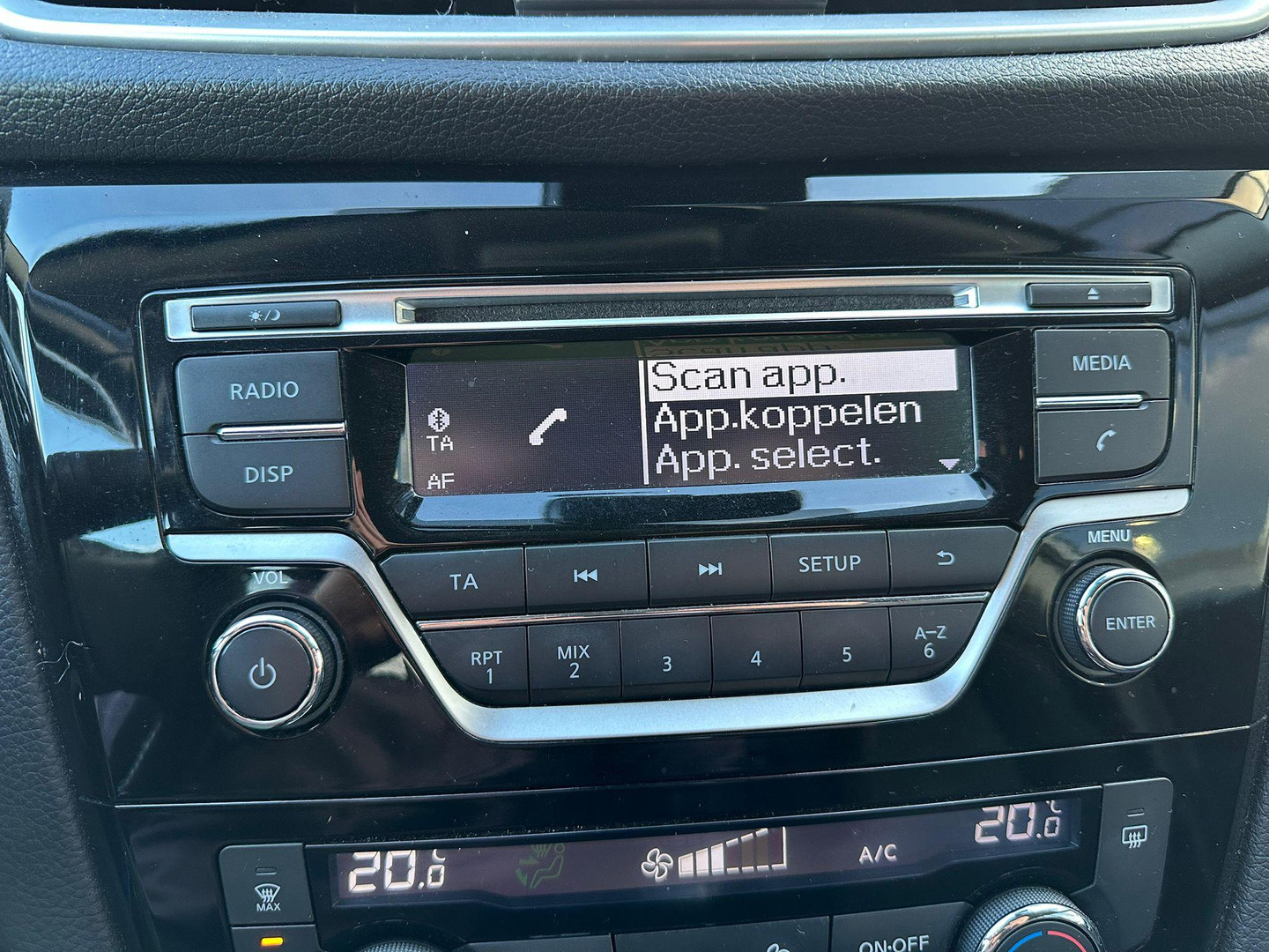 Nissan Nissan