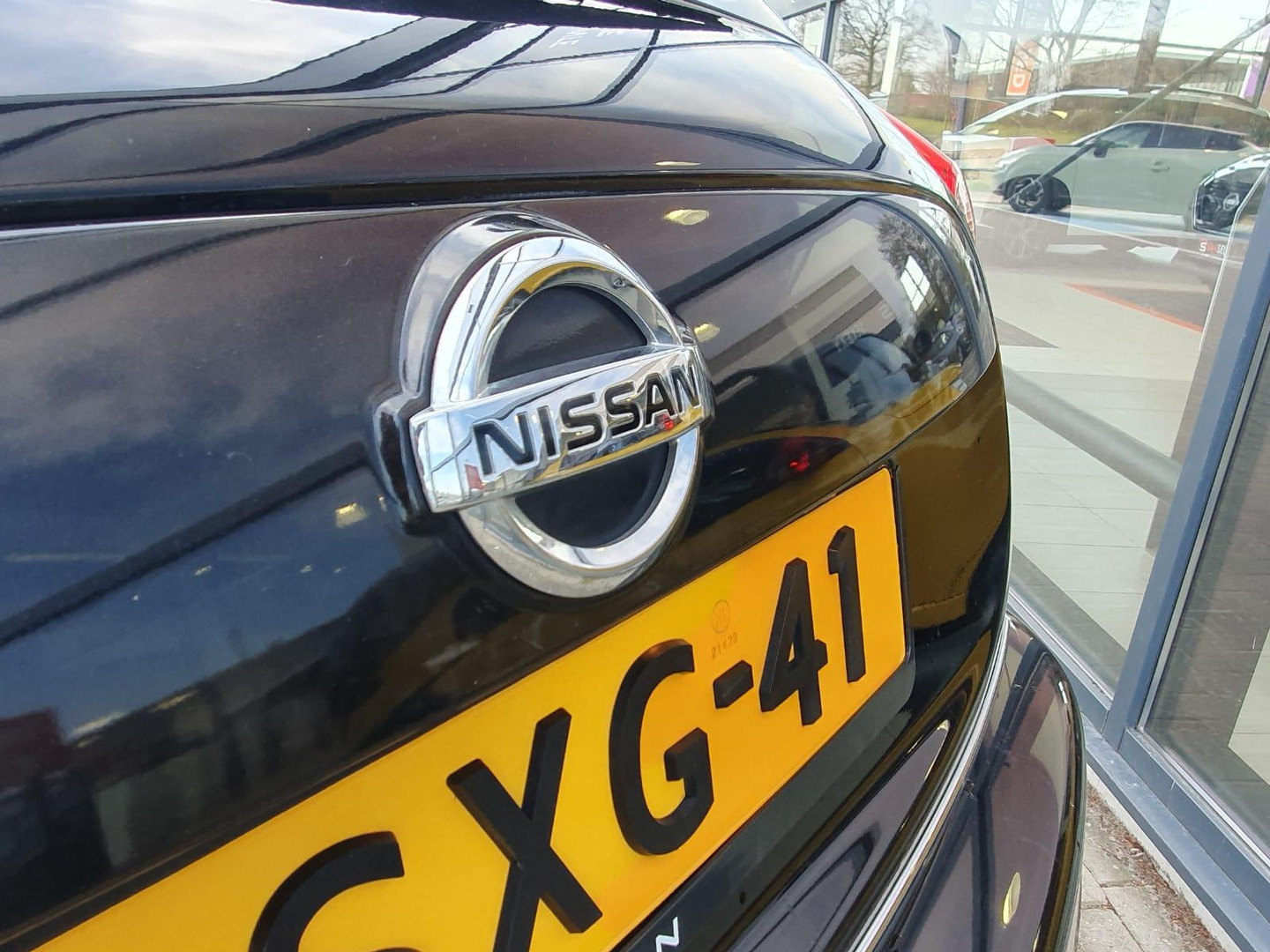 Nissan Nissan