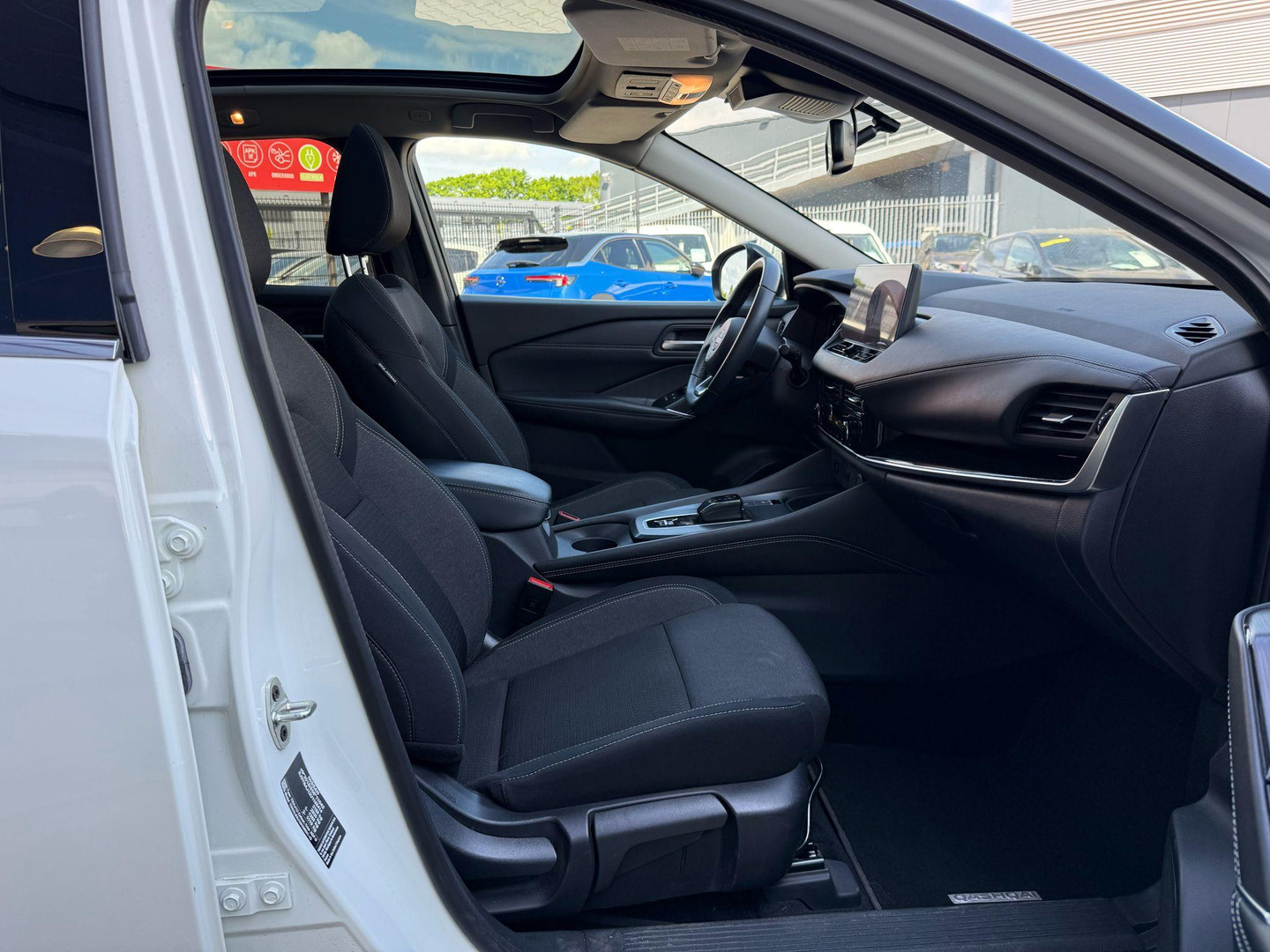 Nissan Nissan