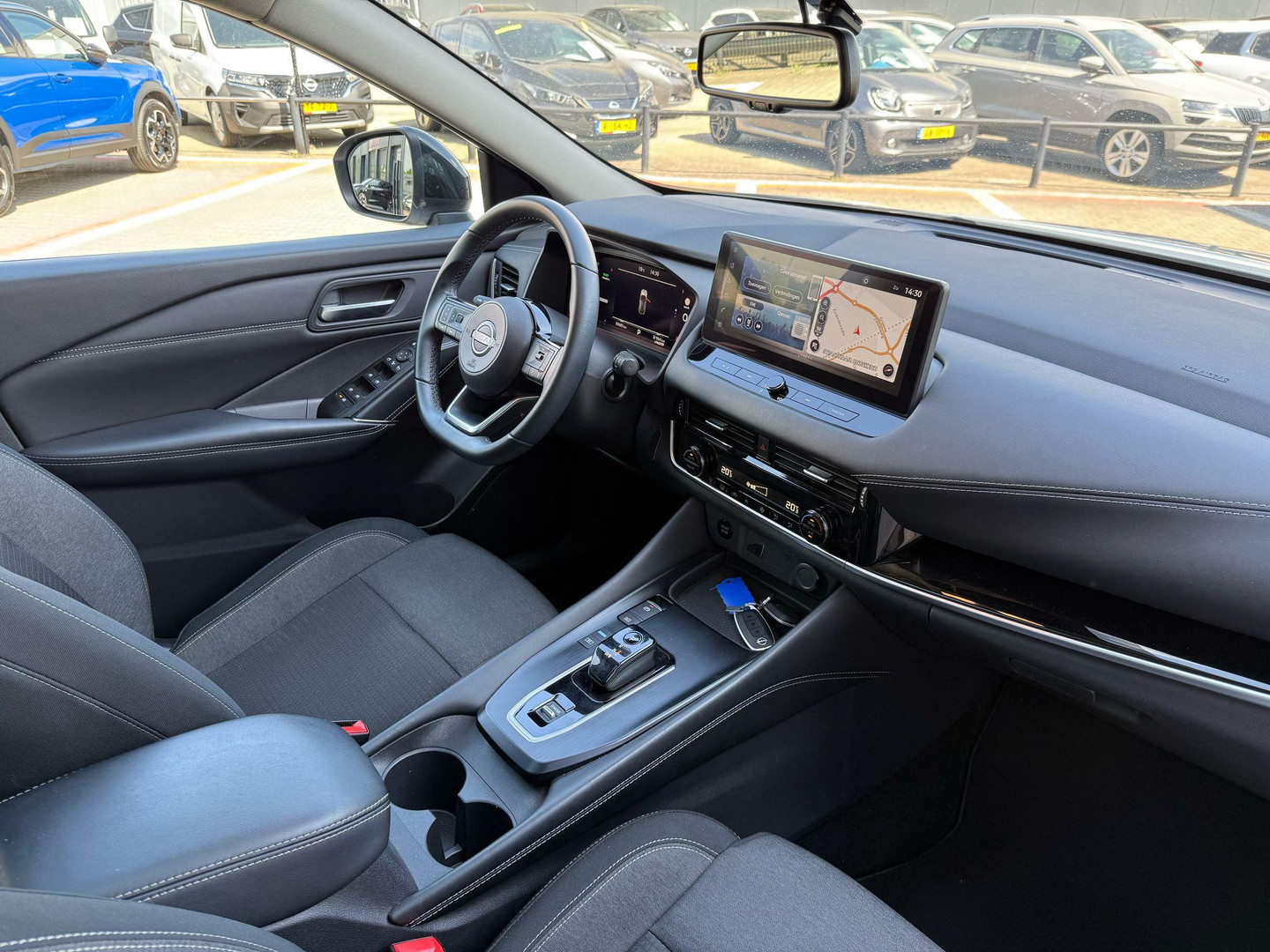 Nissan Nissan