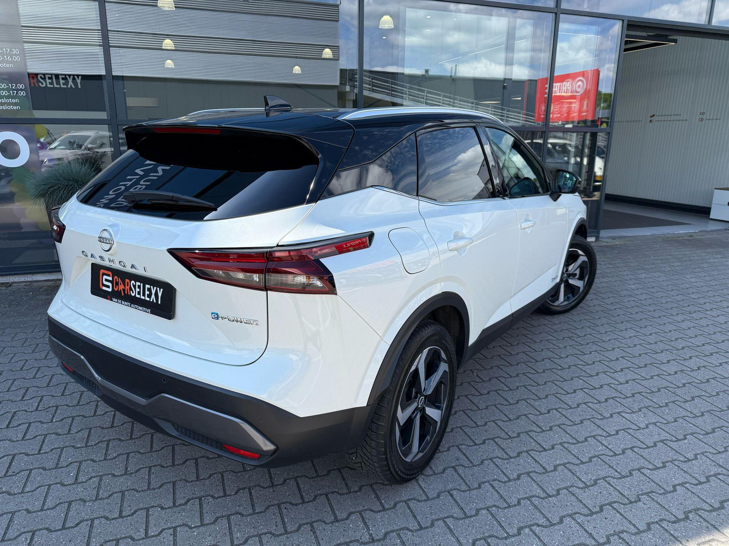 Nissan Nissan