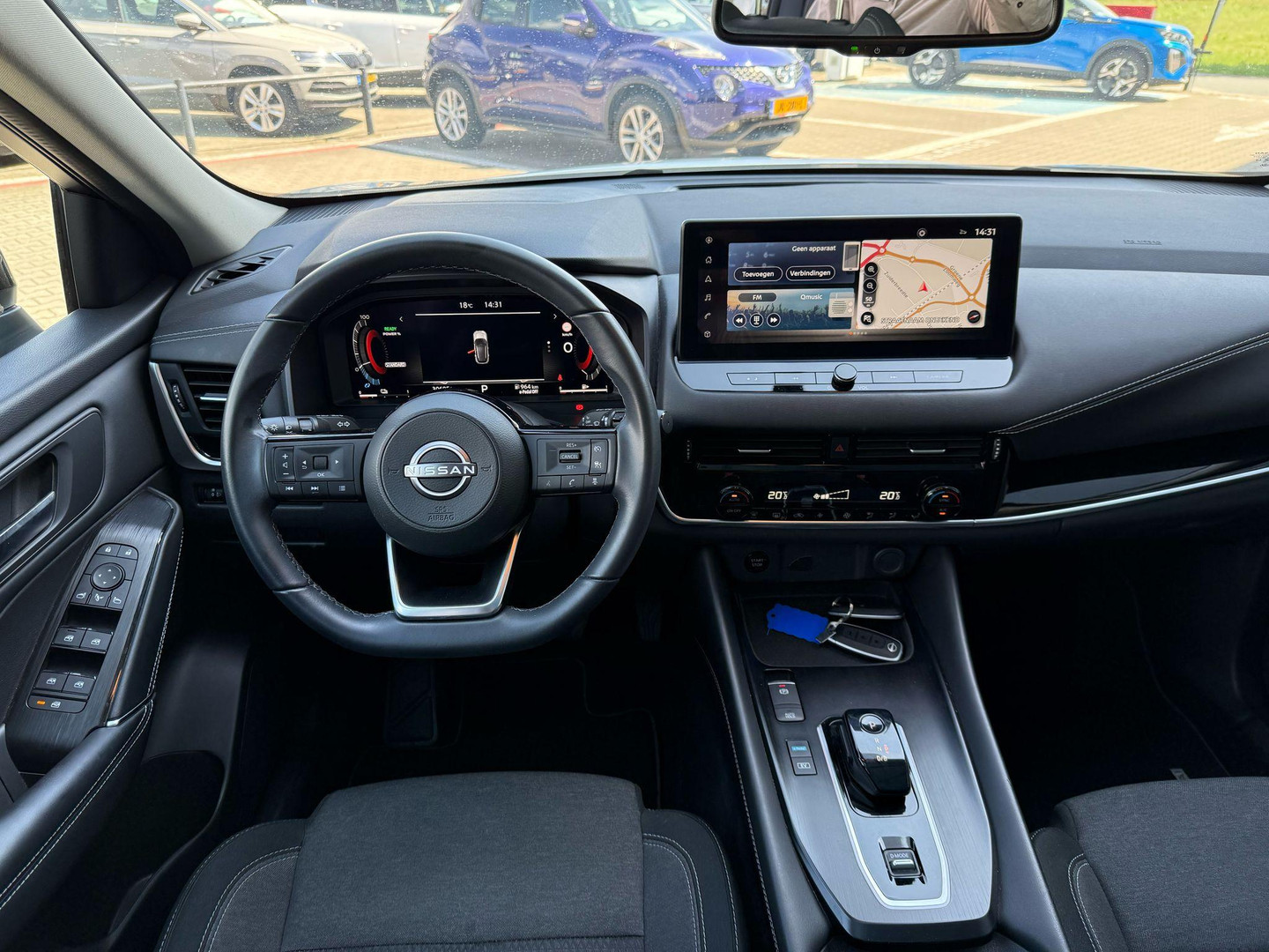 Nissan Nissan
