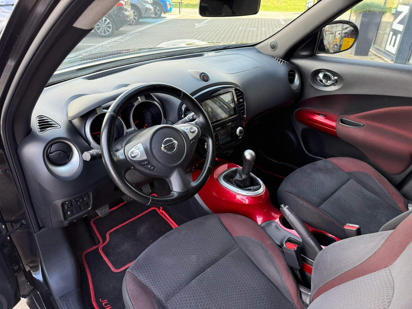 Nissan Nissan