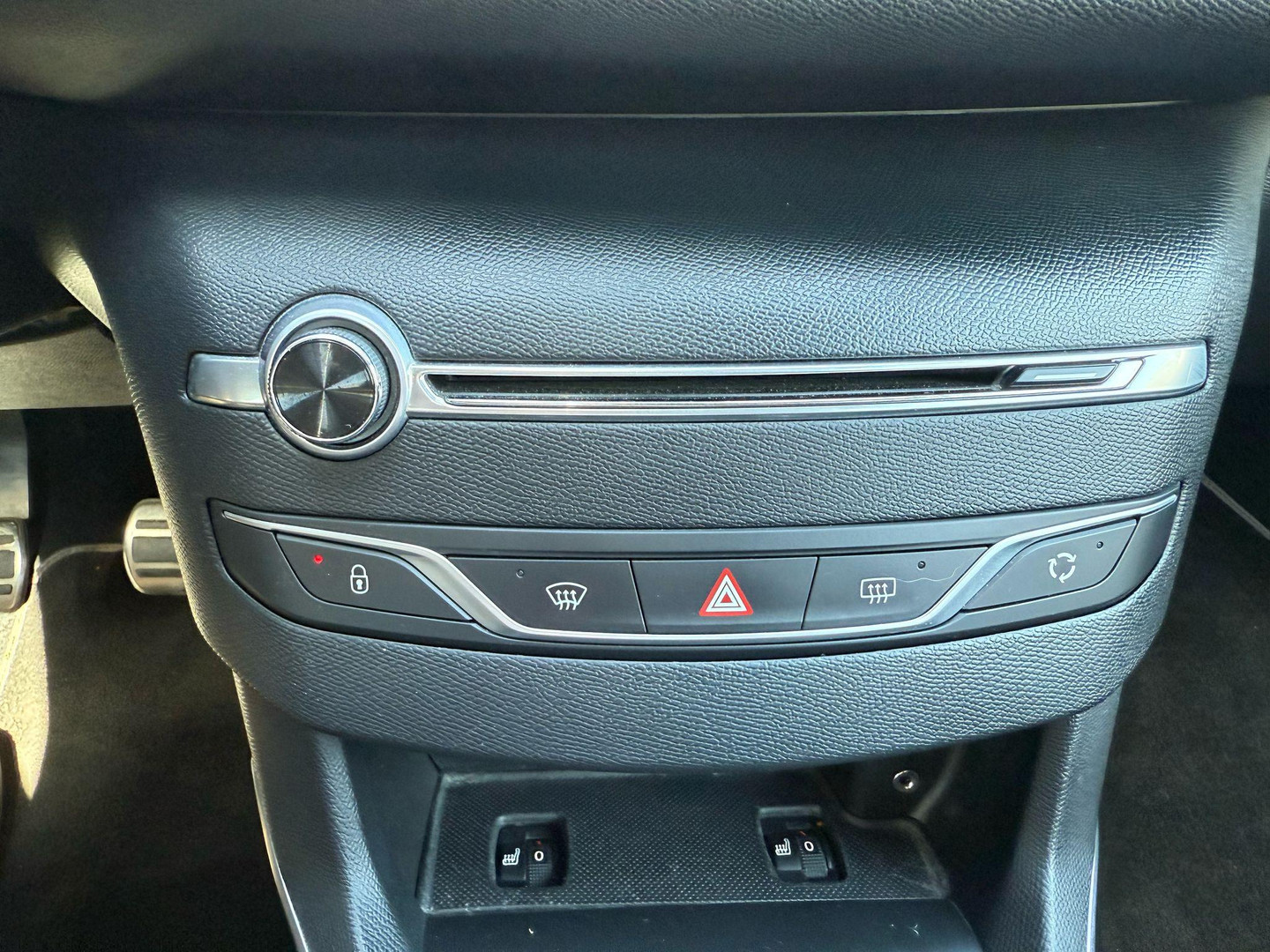 Peugeot Peugeot