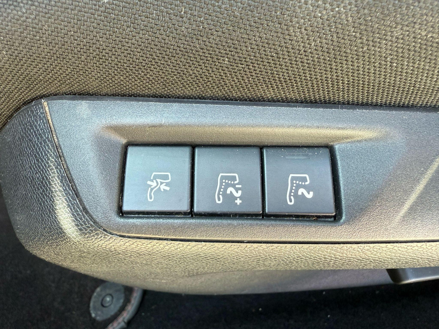 Peugeot Peugeot