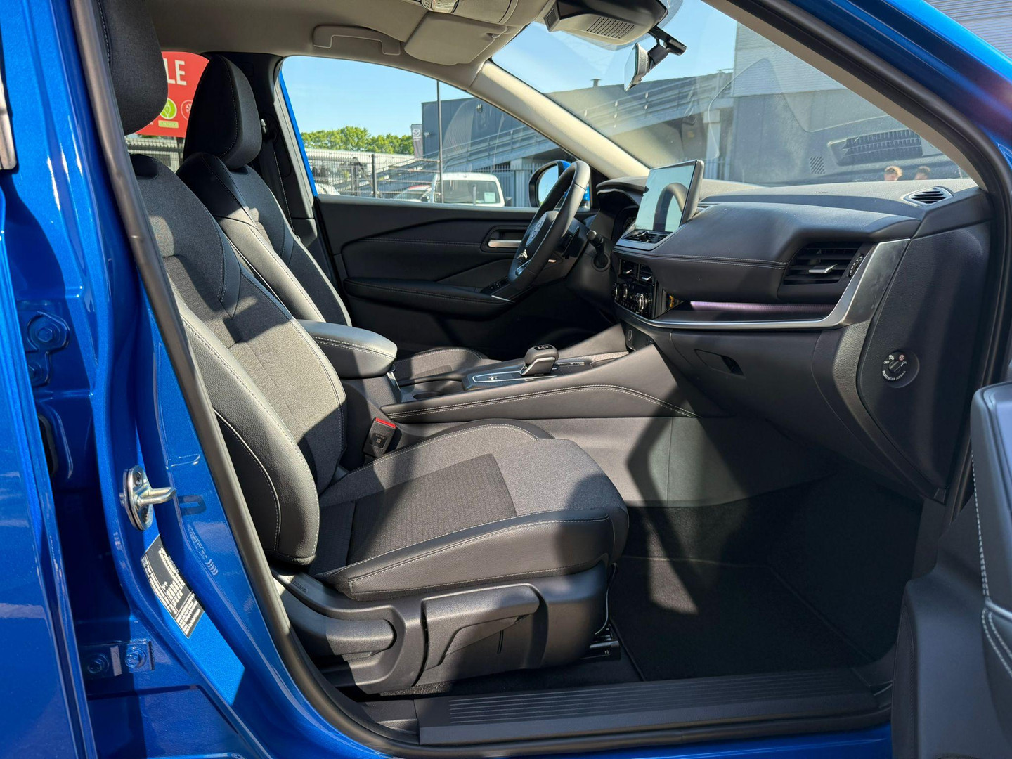 Nissan Nissan