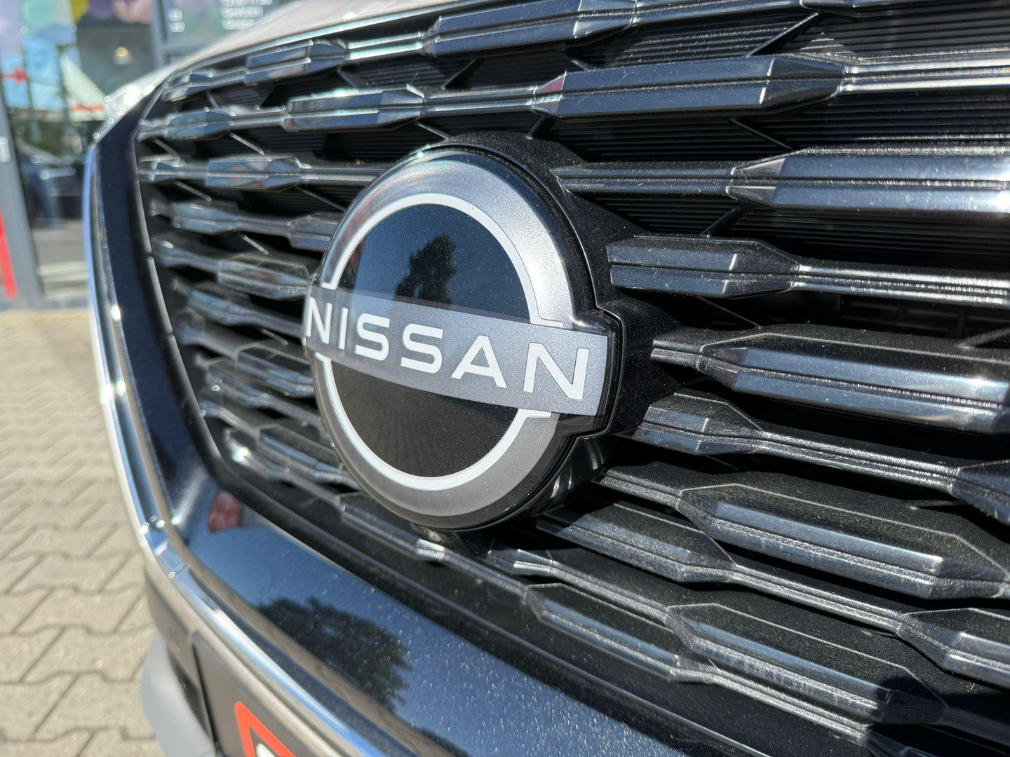 Nissan Nissan