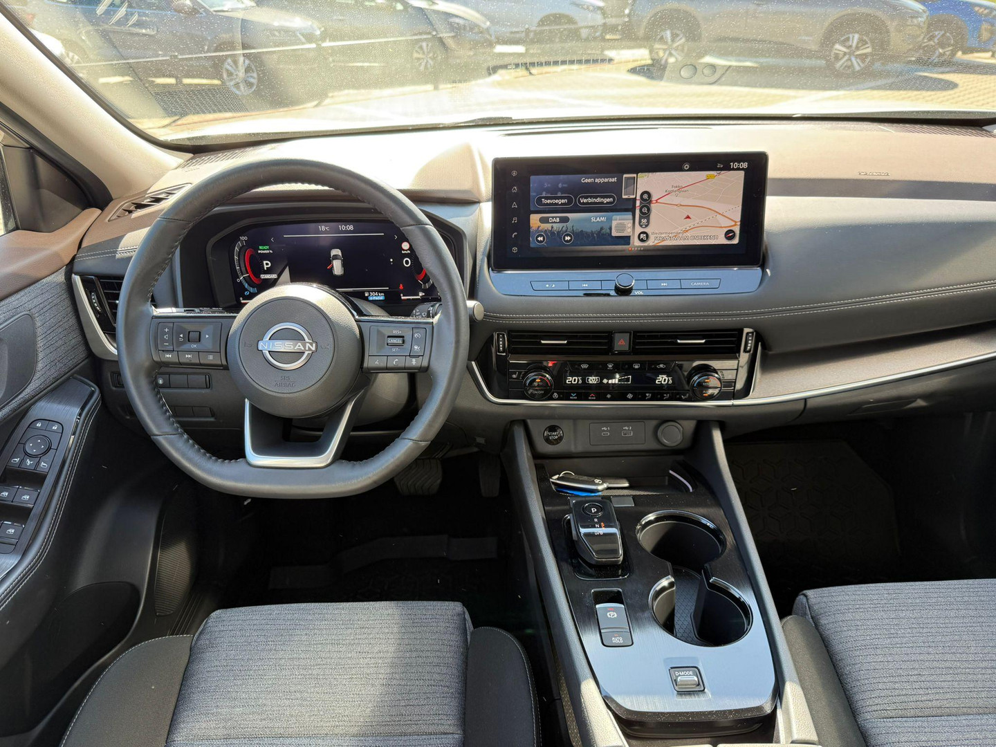 Nissan Nissan