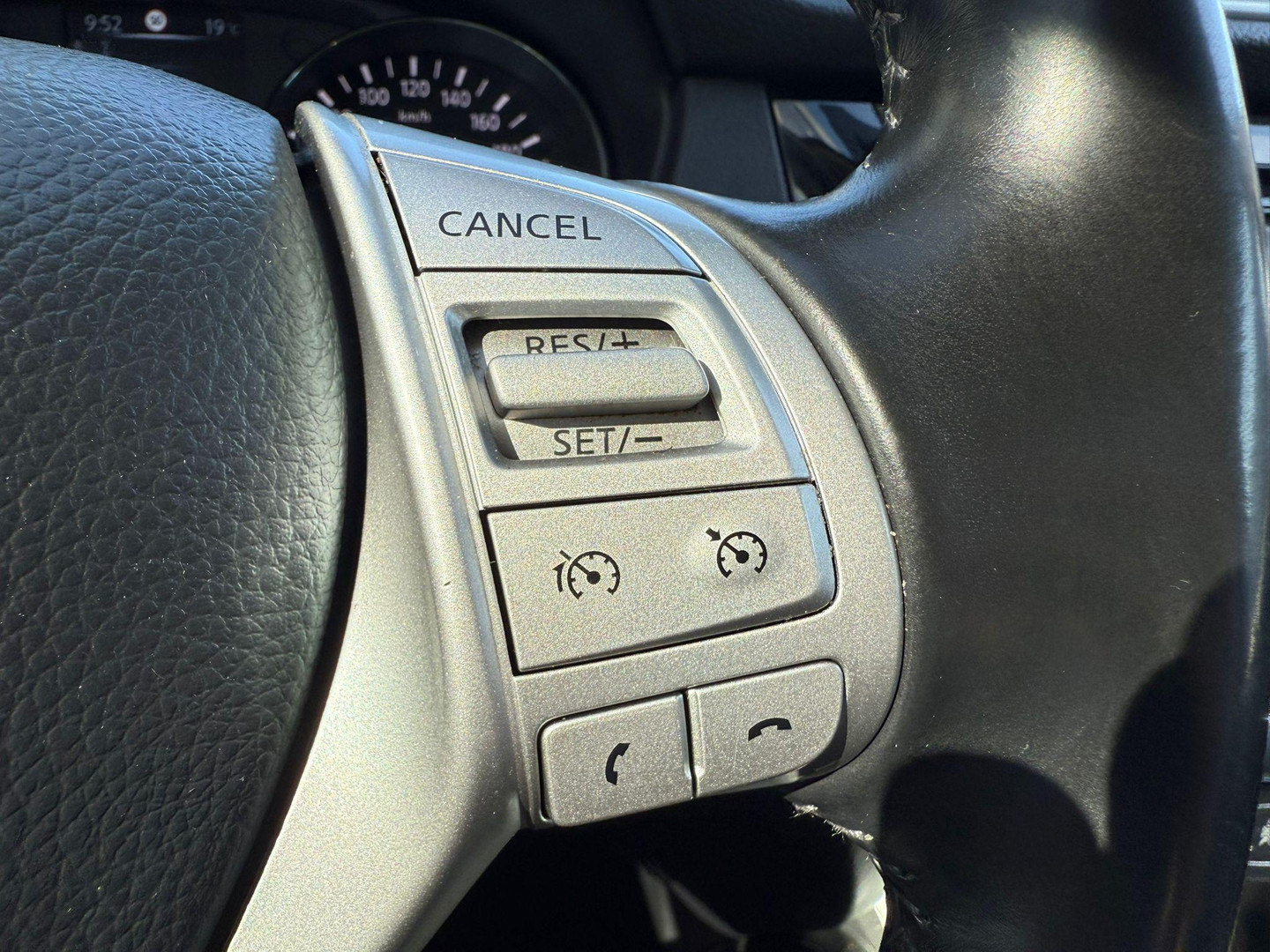 Nissan Nissan