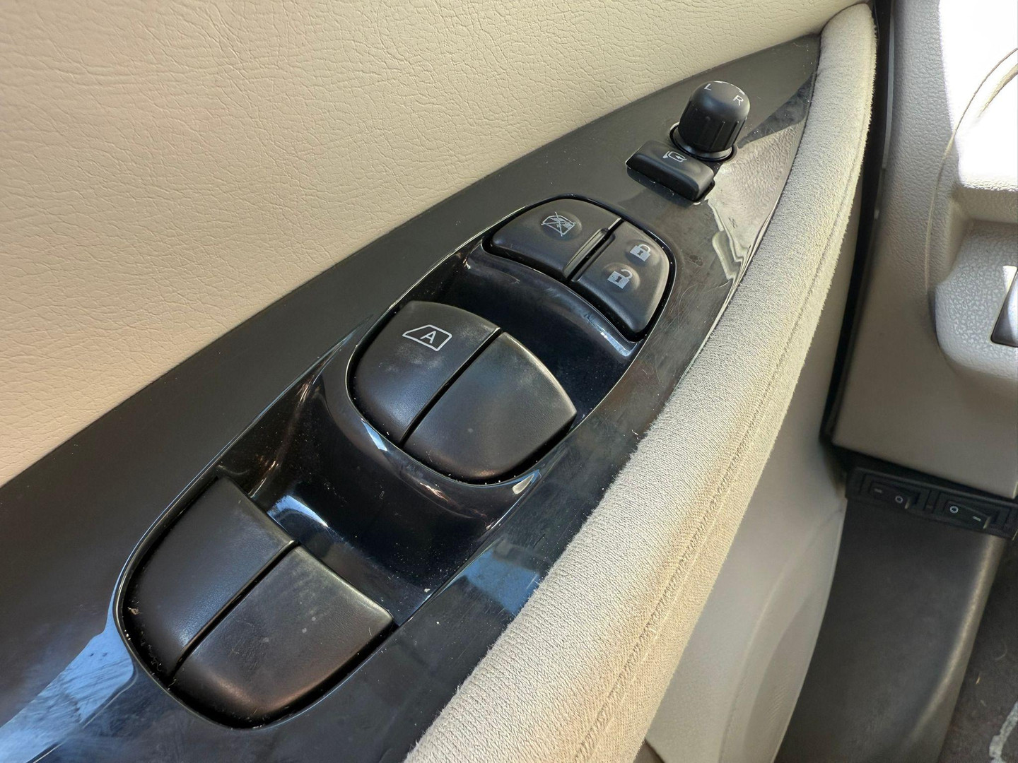 Nissan Nissan
