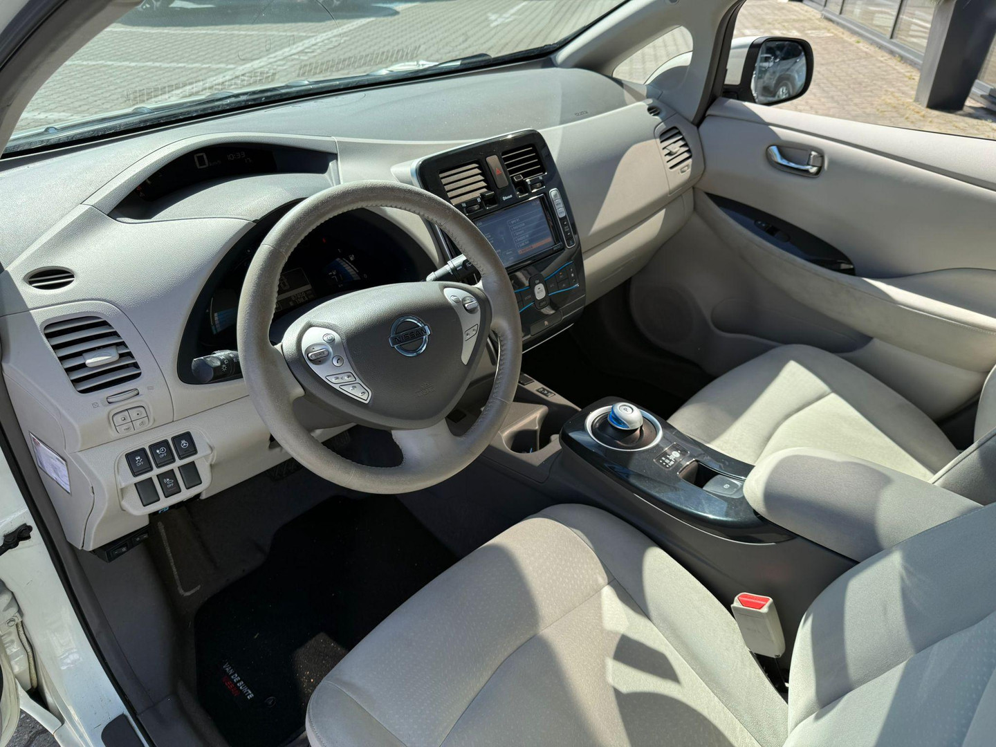 Nissan Nissan