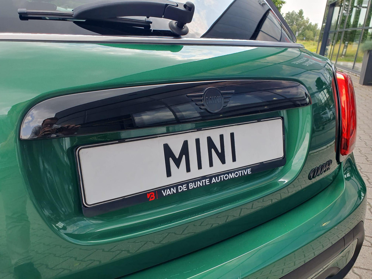 MINI