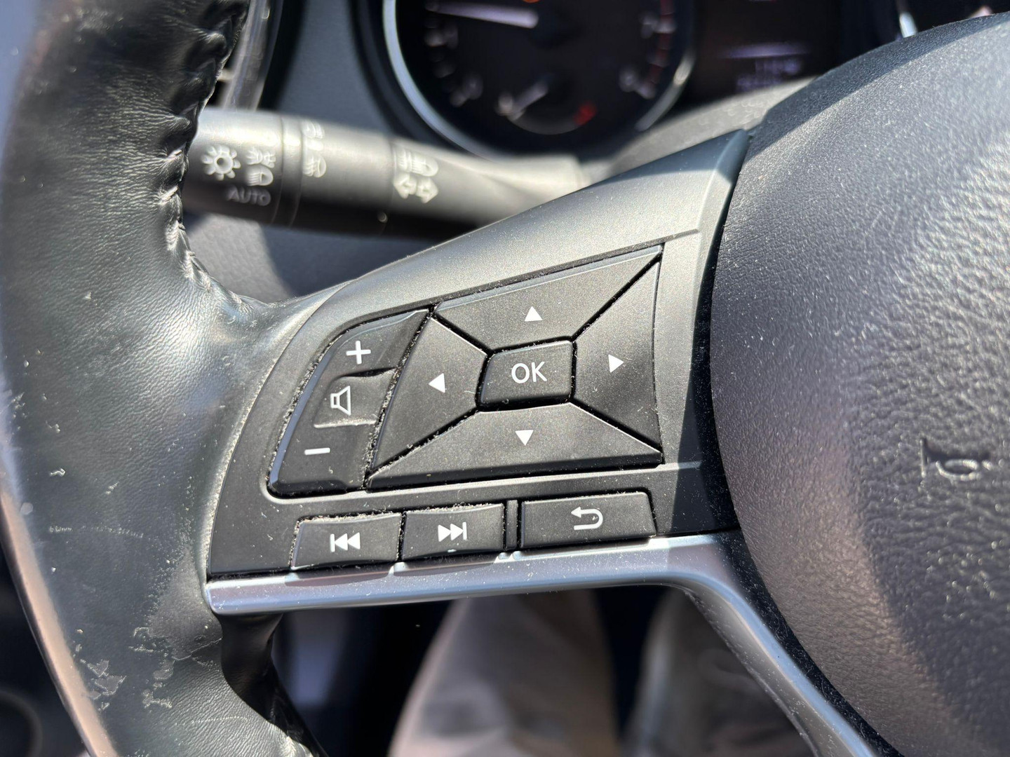 Nissan Nissan