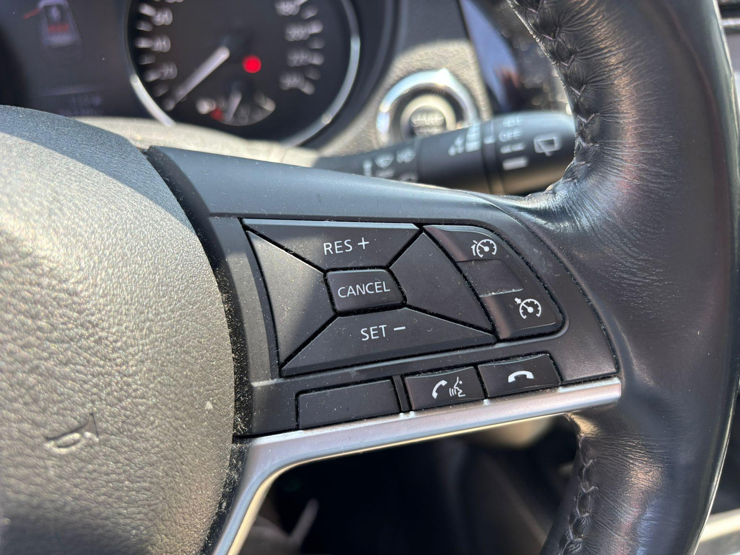 Nissan Nissan