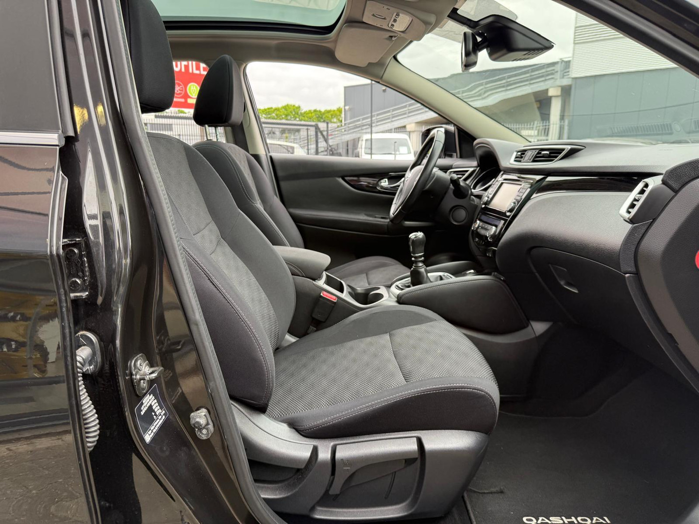 Nissan Nissan