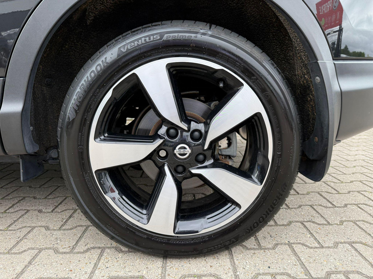 Nissan Nissan