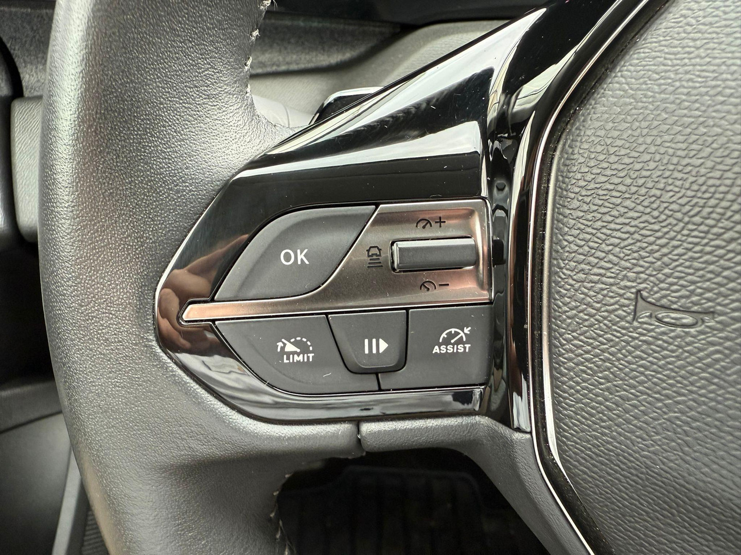 Peugeot Peugeot