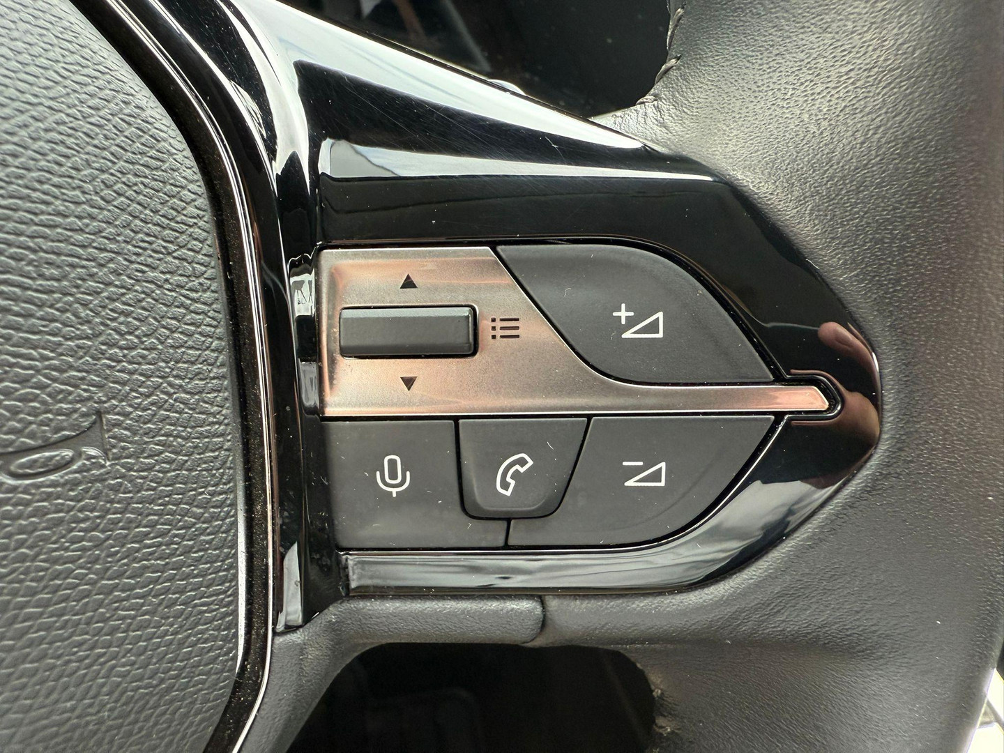 Peugeot Peugeot