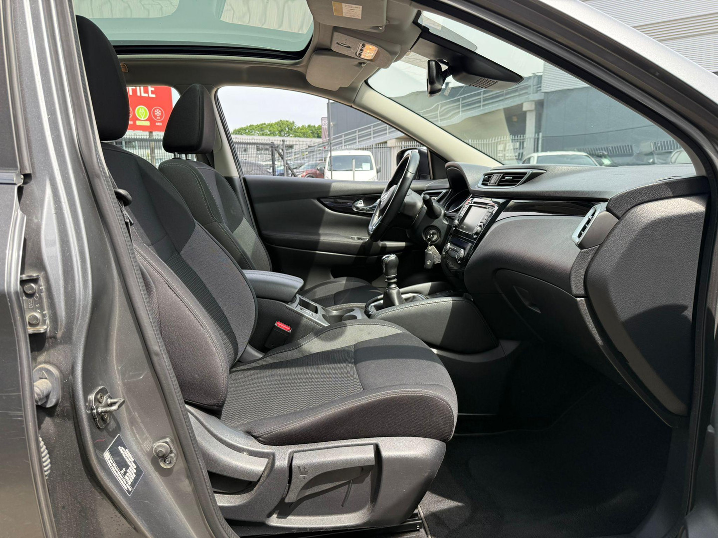 Nissan Nissan