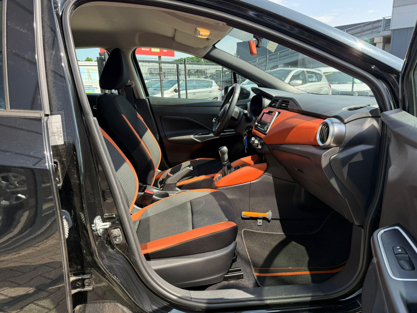 Nissan Nissan