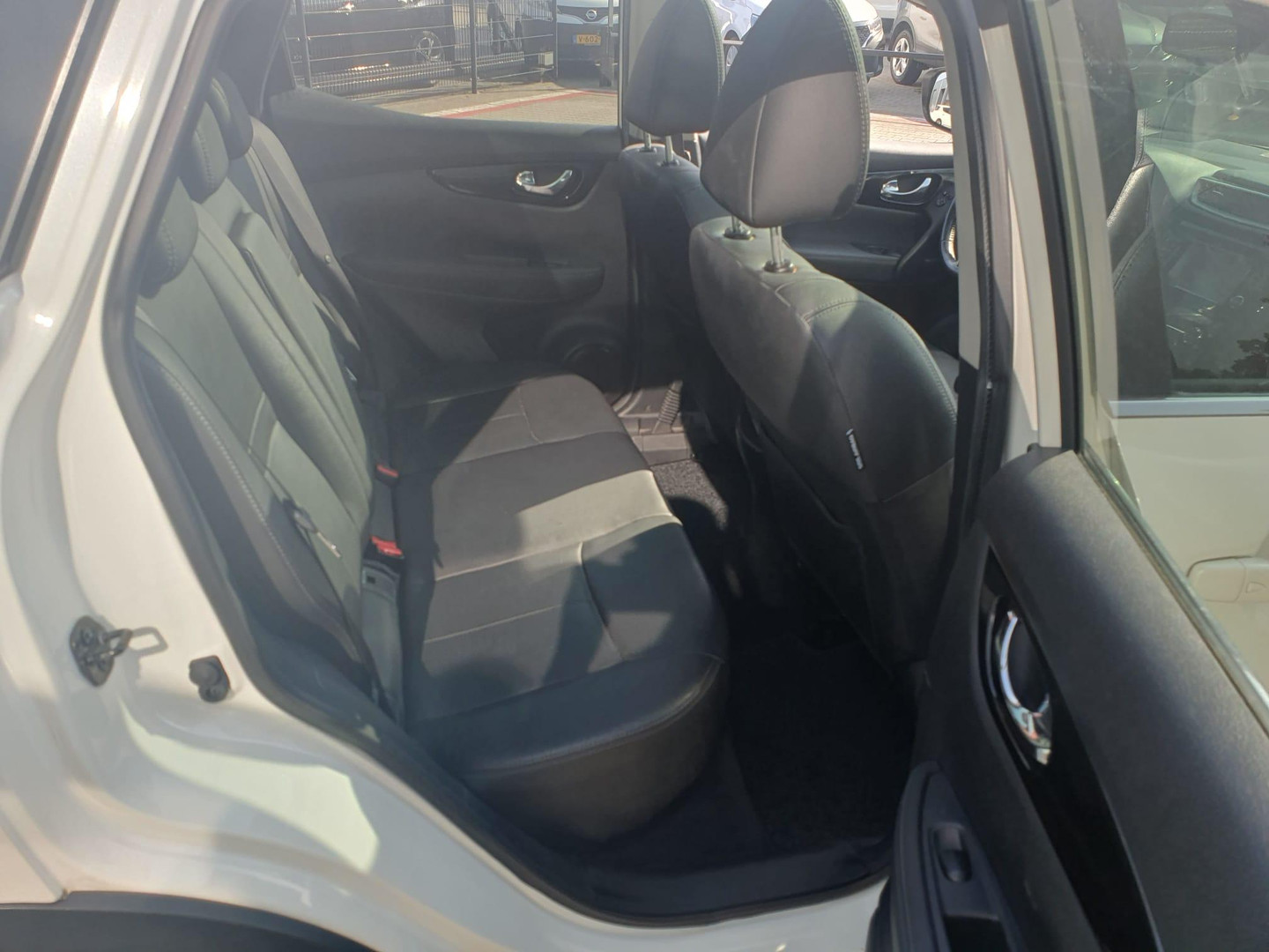Nissan Nissan