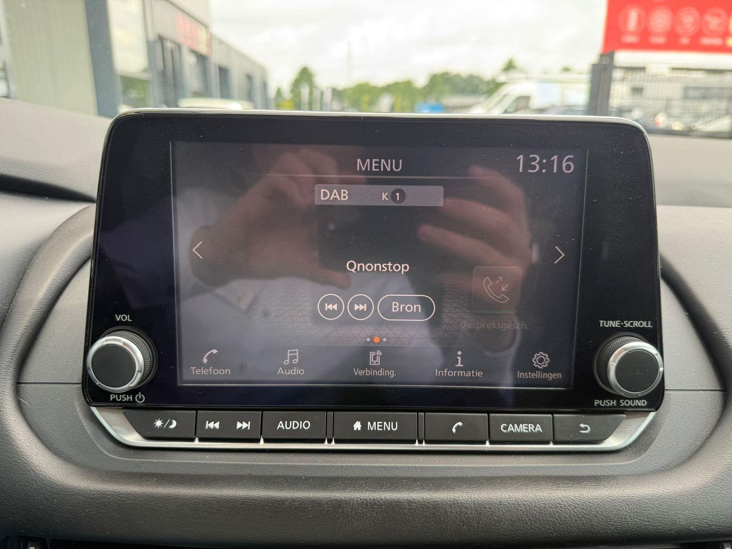 Nissan Nissan