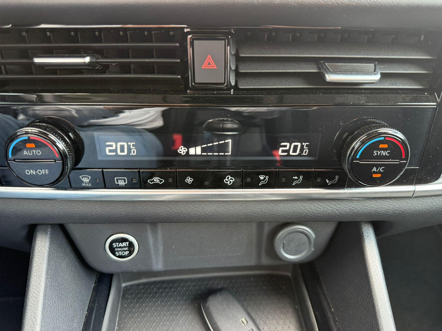 Nissan Nissan
