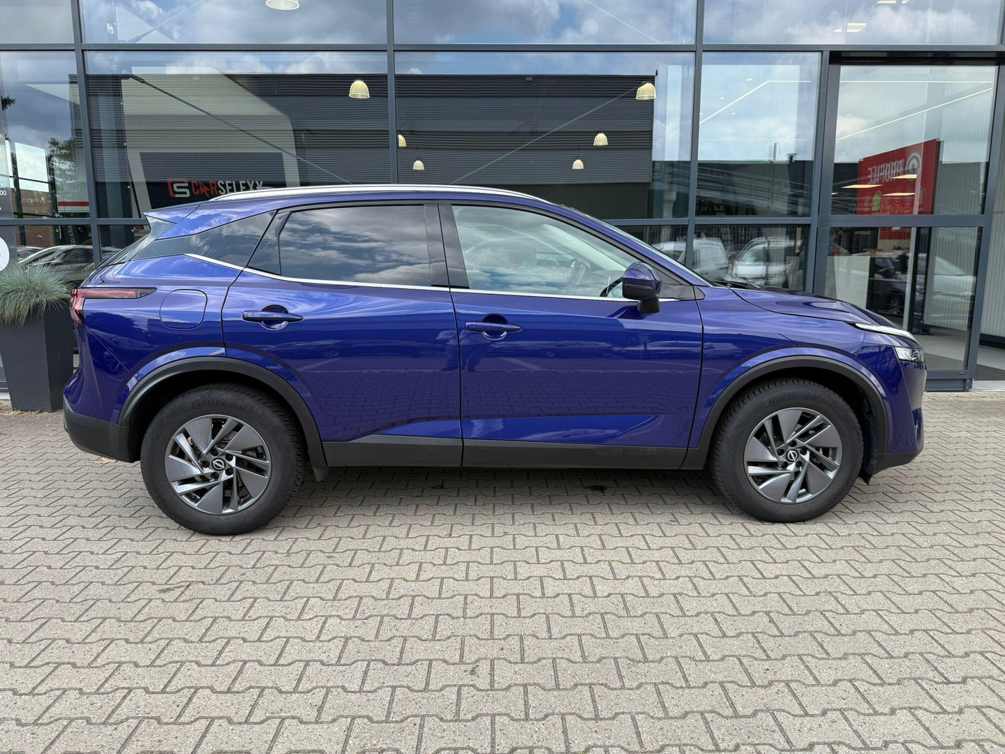 Nissan Nissan