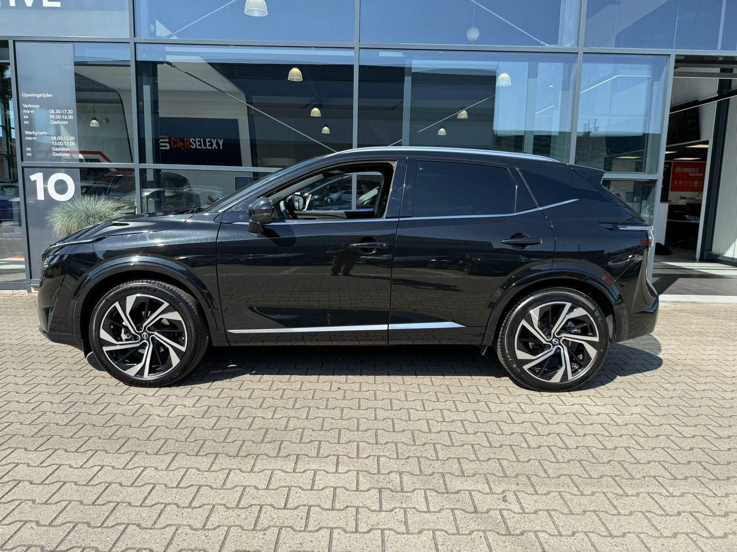 Nissan Nissan