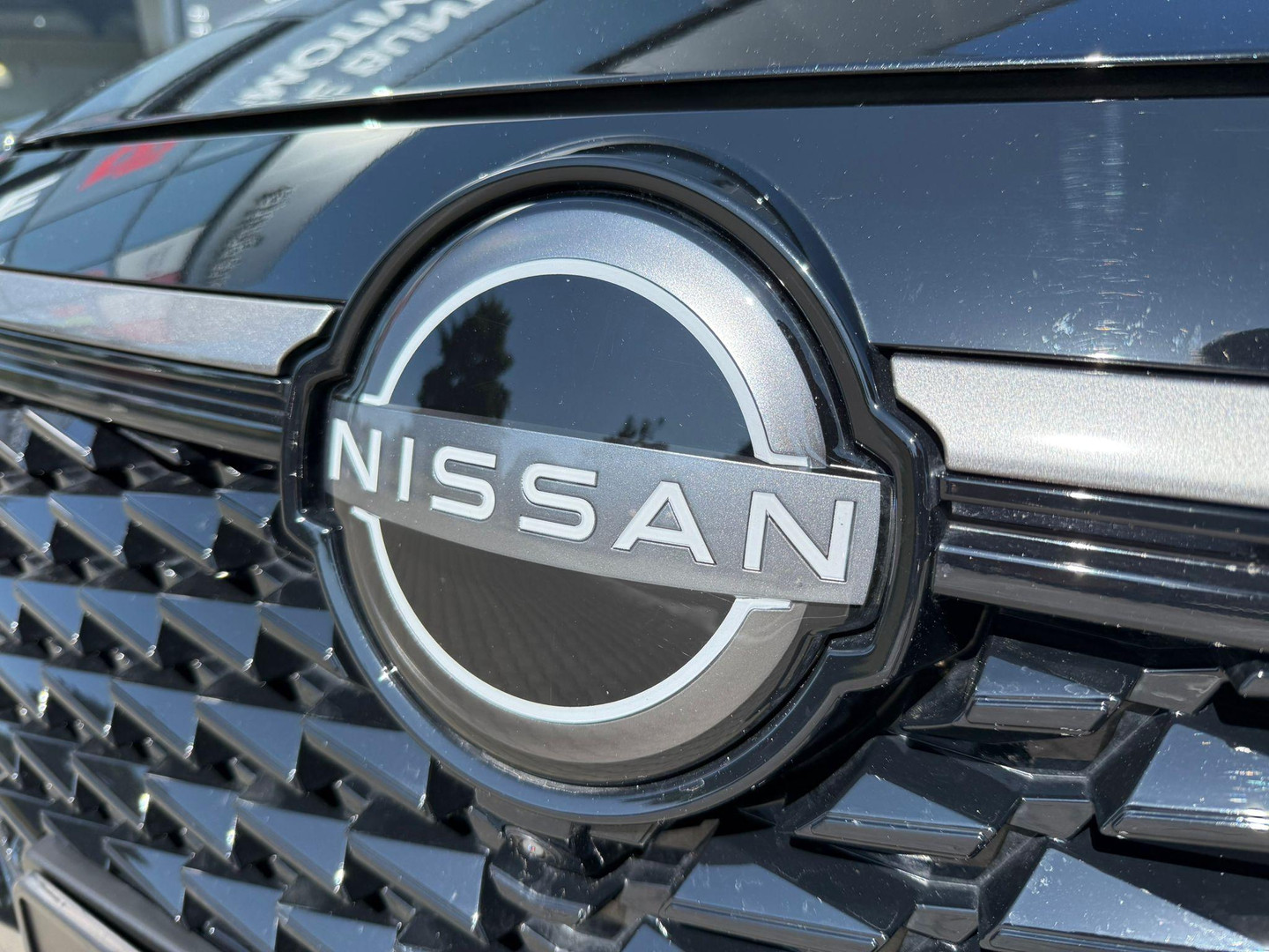 Nissan Nissan
