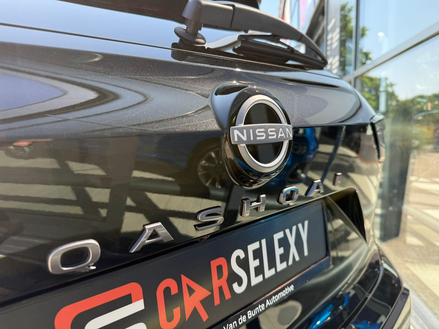Nissan Nissan