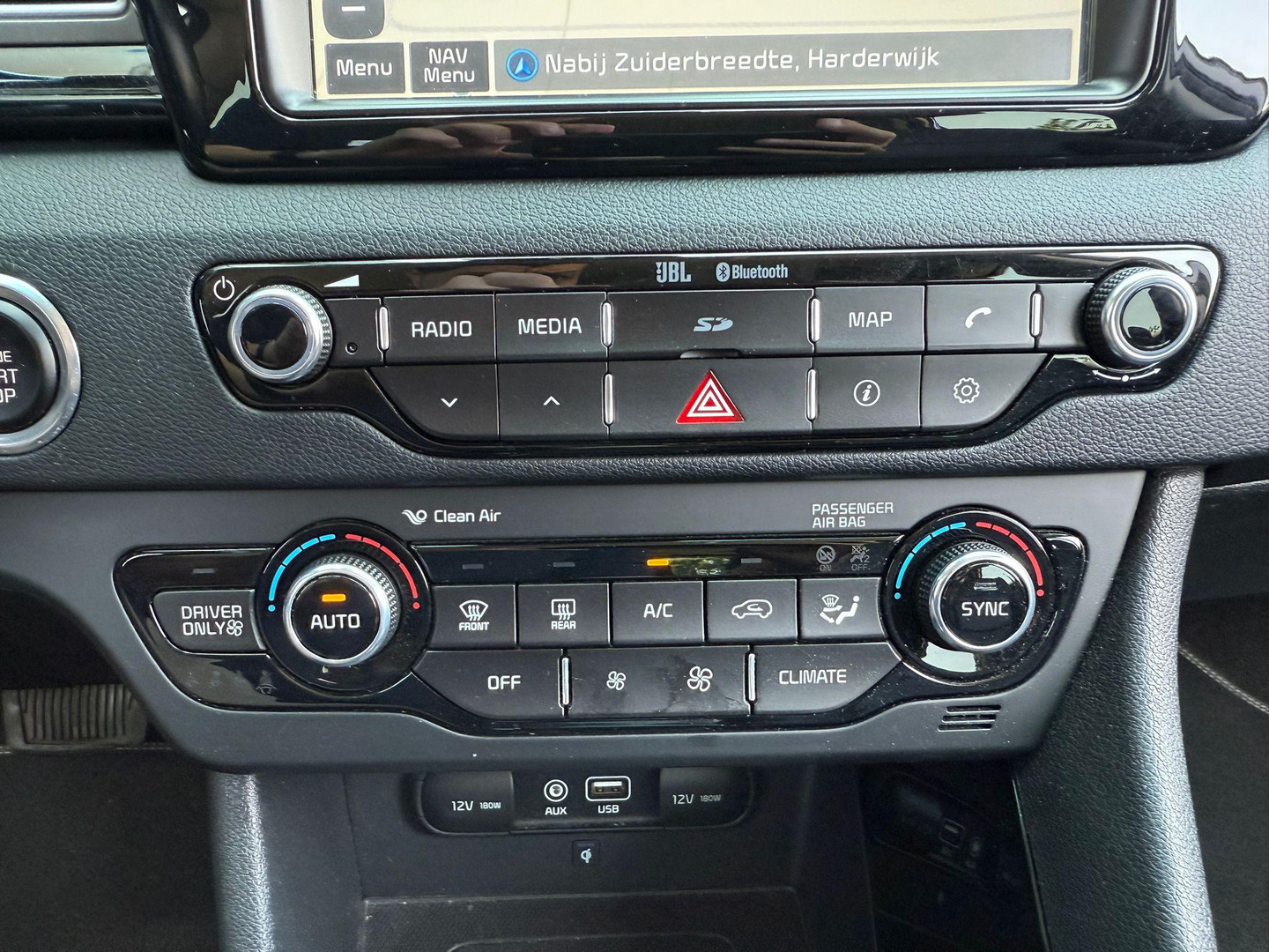 Kia Kia