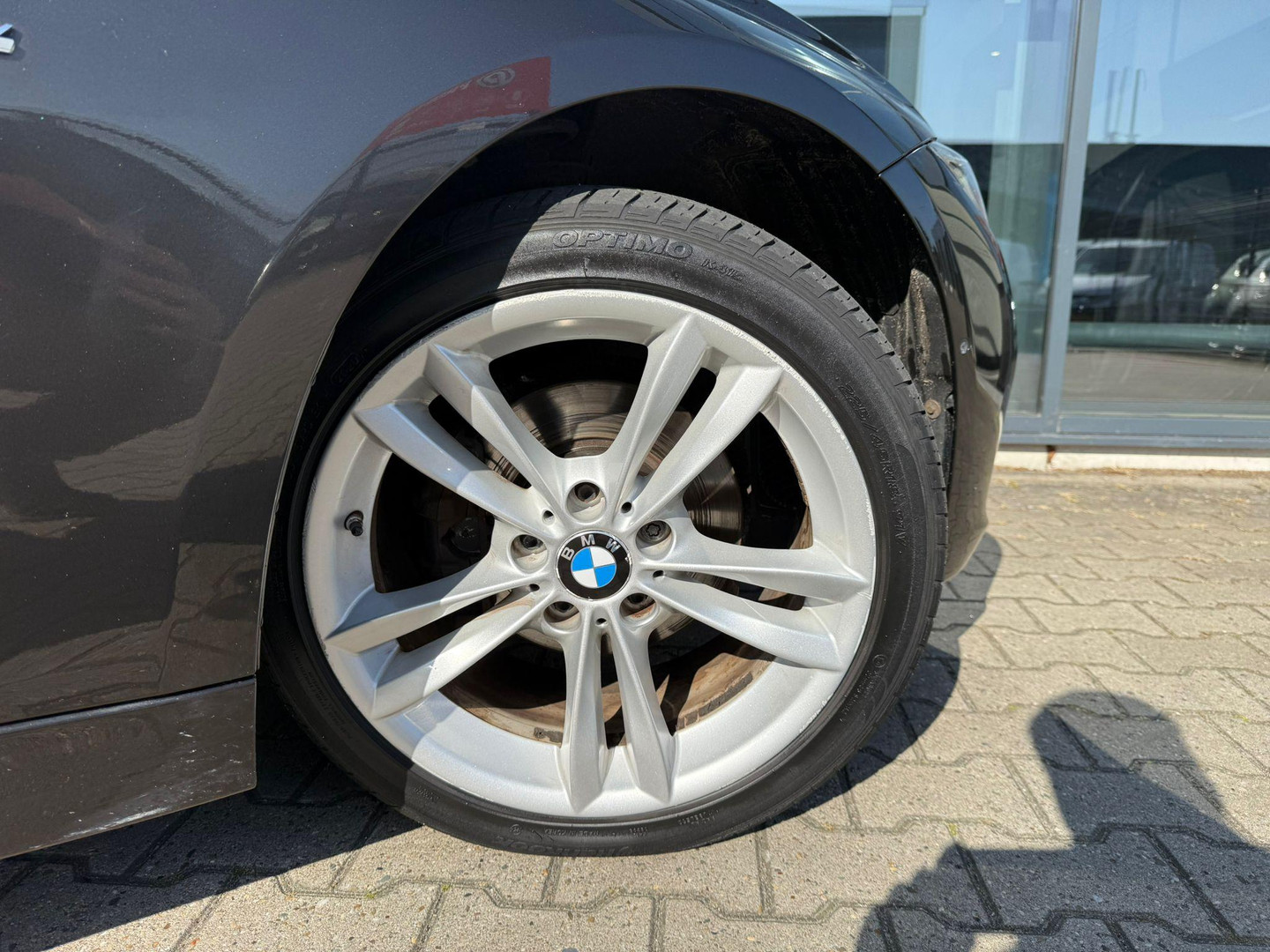 BMW BMW