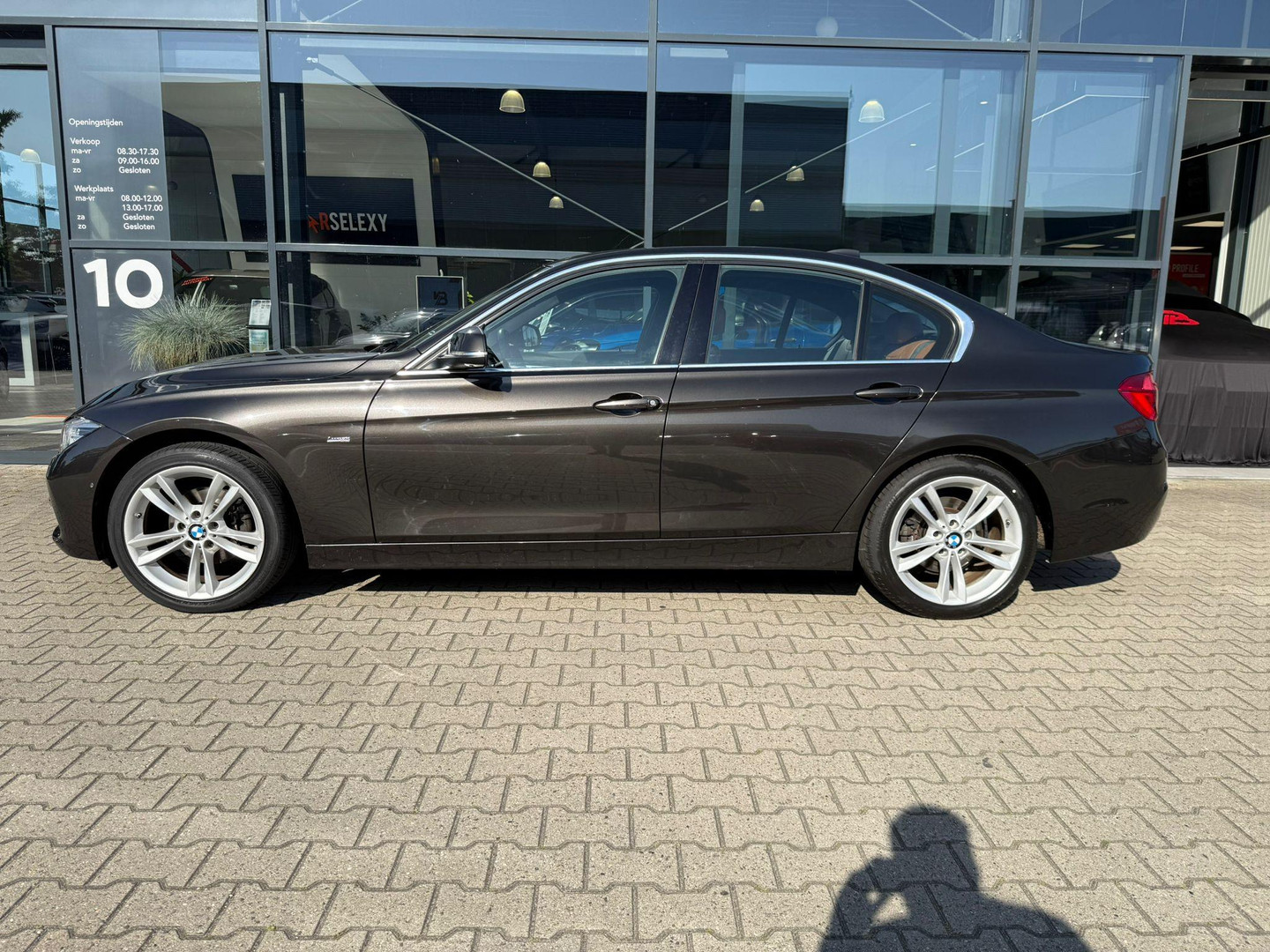 BMW BMW