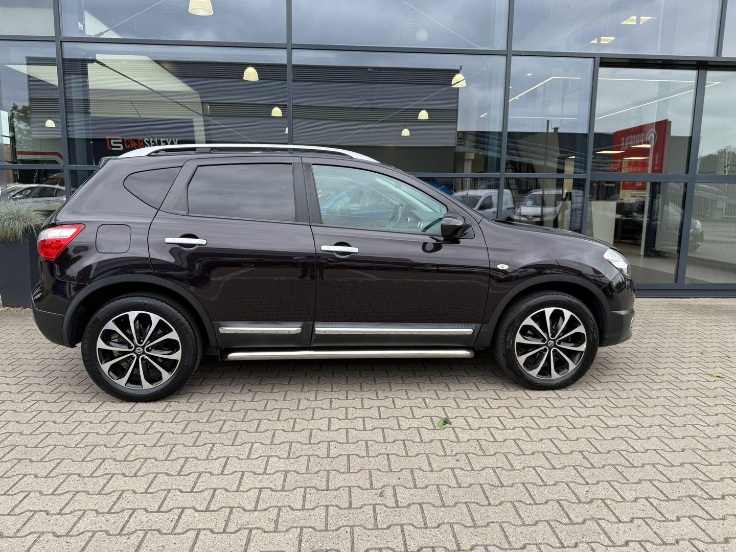 Nissan Nissan