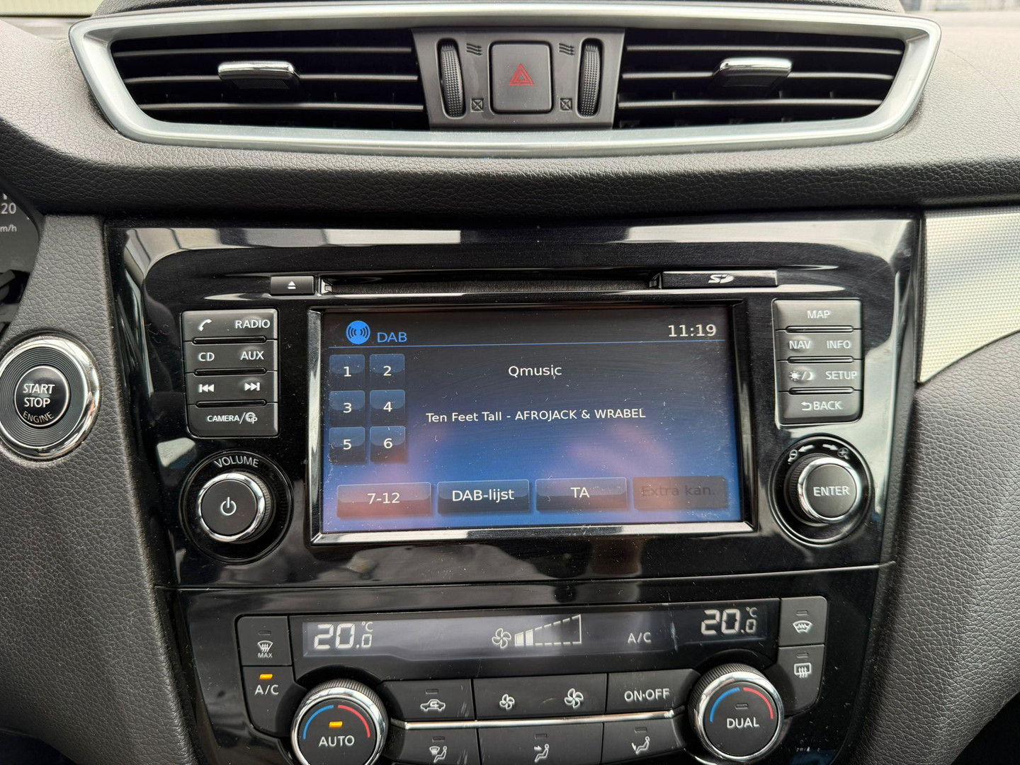 Nissan Nissan