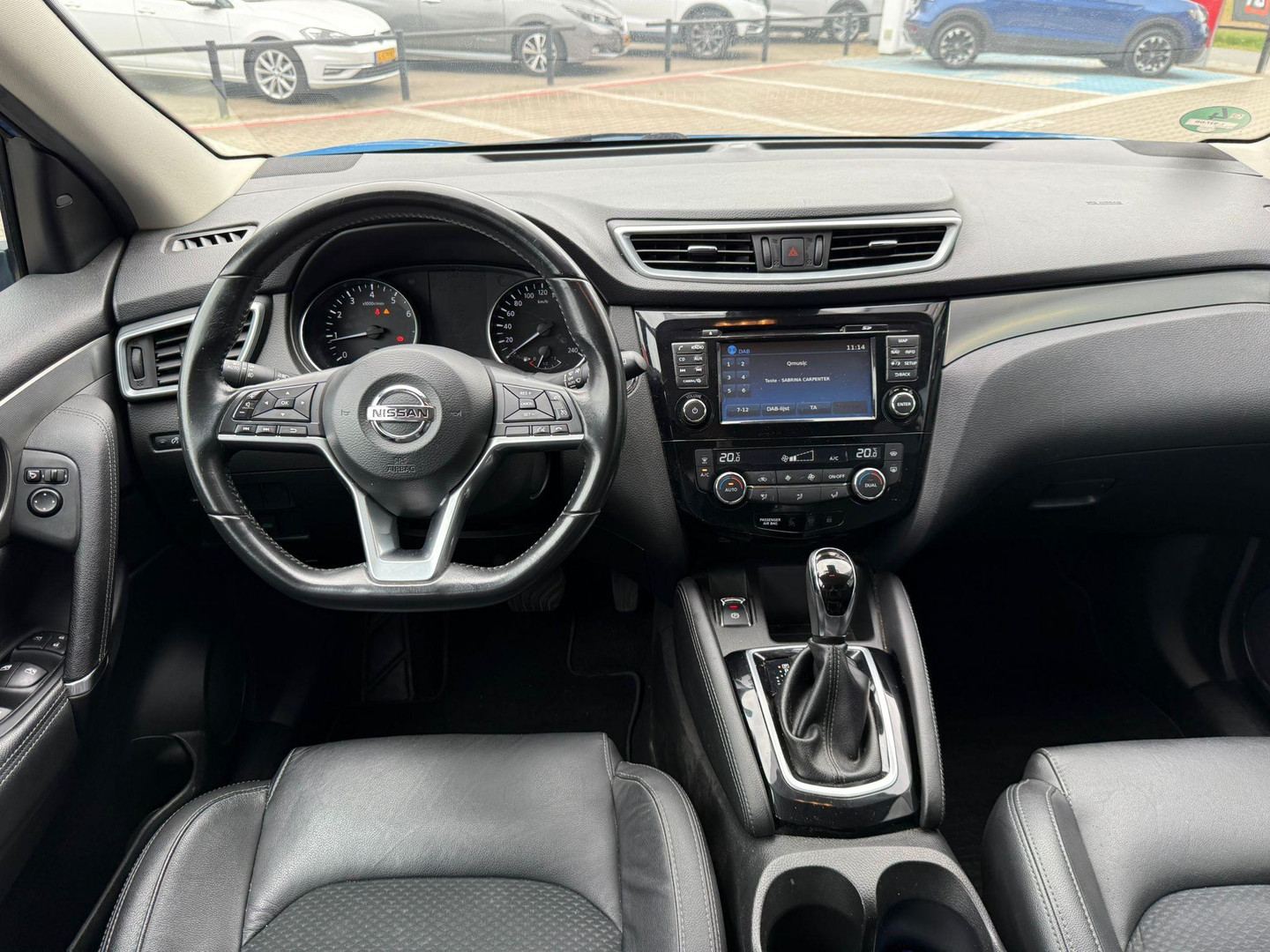 Nissan Nissan