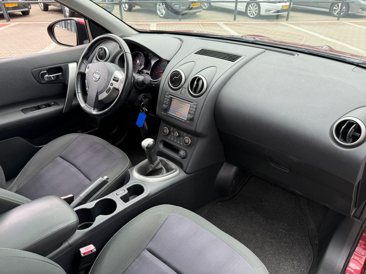 Nissan Nissan