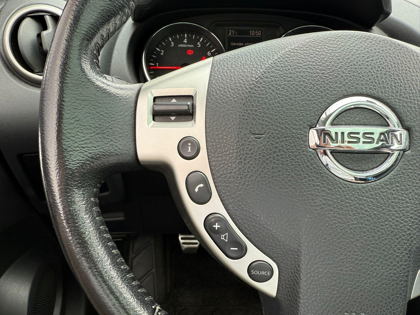 Nissan Nissan