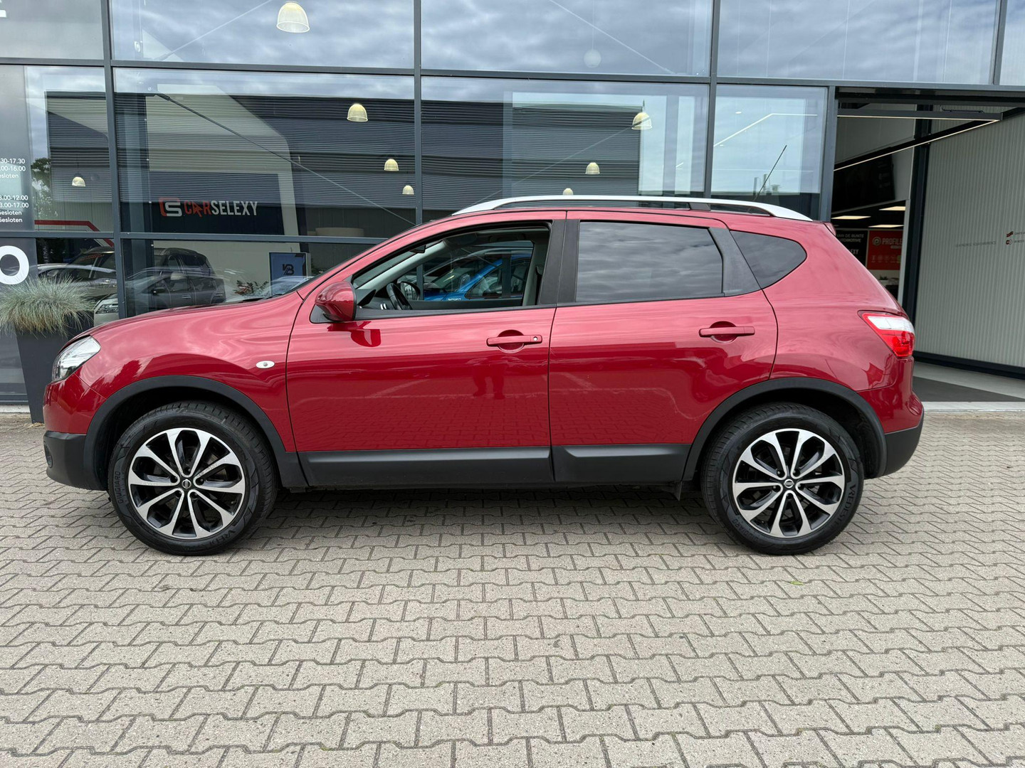 Nissan Nissan